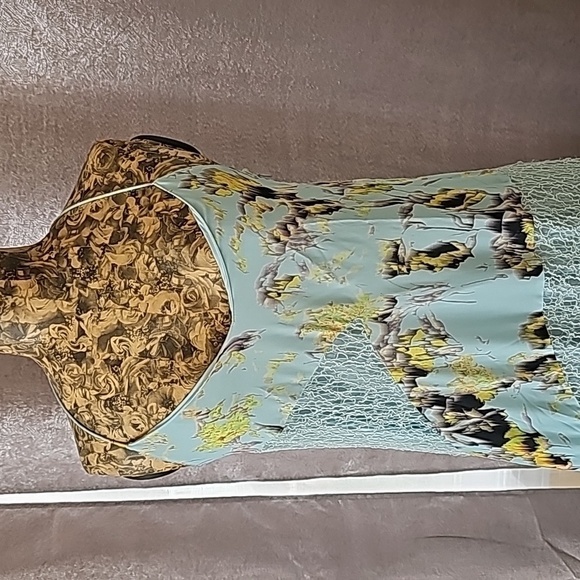 NWT Anthropologie Vintage Sachin and Babi Rainflower Dress Size 2 - Picture 2 of 8